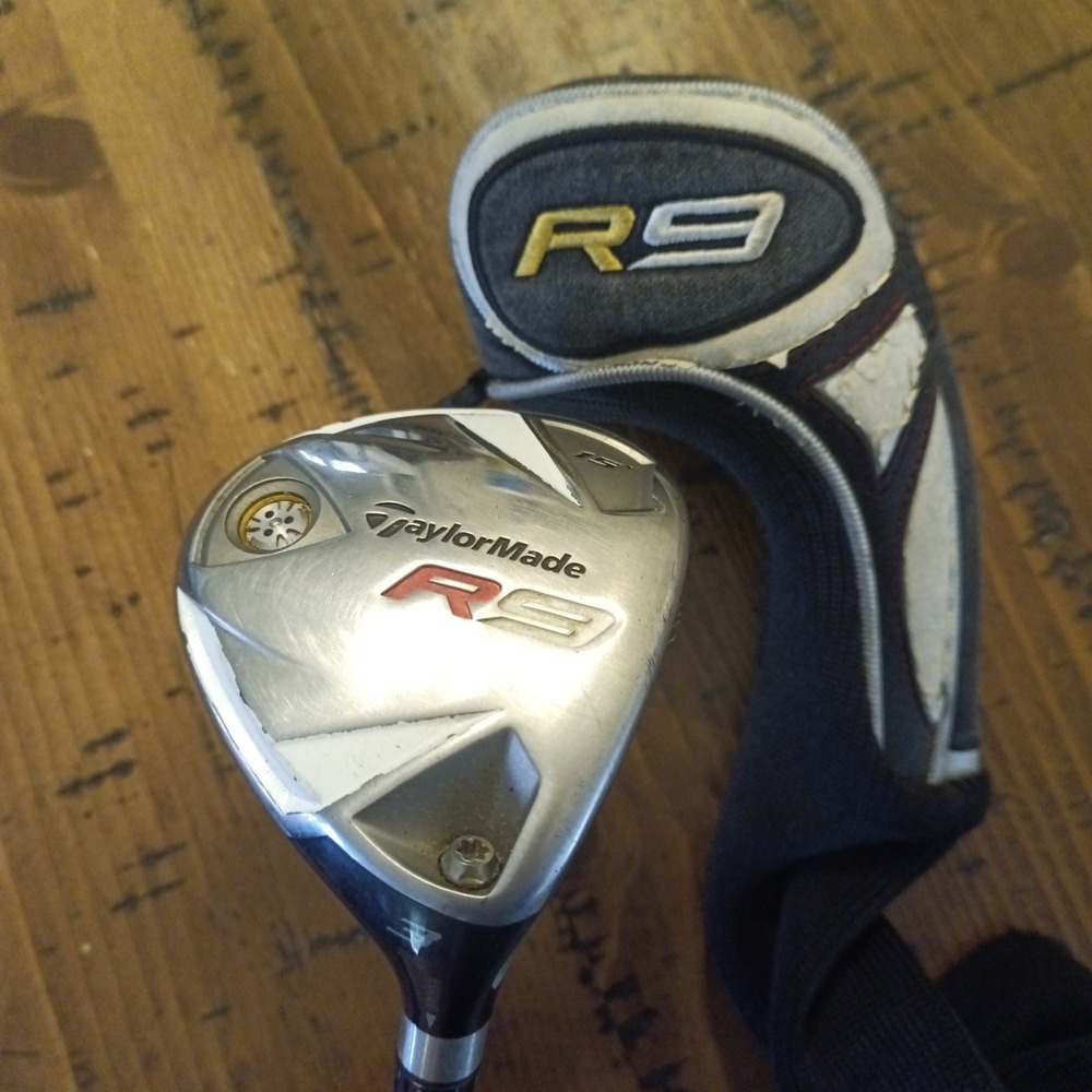 TaylorMade R9 Fairway 3 Wood 15 Degree Fujikura Motore 70 Graphite Shaft RH